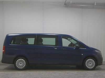 Usado Mercedes Vito 136 HP (100 kW) 2021 Azul Van