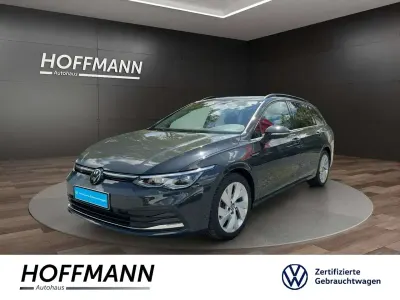Gebraucht VW Golf VIII Style 150 PS (110 kW) 2024 Grau Kombi