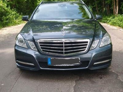 Mercedes E200