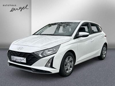 Weiß Gebraucht 2024 Hyundai i20 Select Limousine | 16.444 € (Guter Preis)