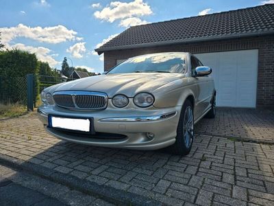 Jaguar X-type