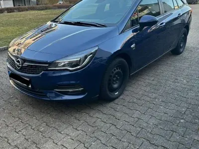 Gebraucht Opel Astra 131 PS (96 kW) 2019 Blau Kombi
