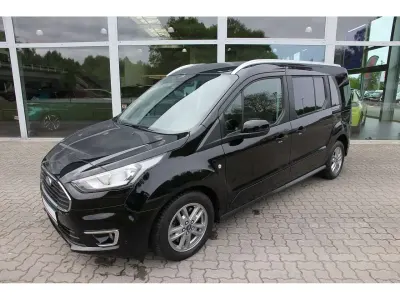 Gebraucht Ford Grand Tourneo Connect Titanium 120 PS (88 kW) 2021 Obsidian schwarz Van / Kleinbus