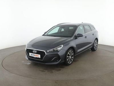 Grau Gebraucht 2019 Hyundai i30 Premium Kombi | 15.130 € (Fairer Preis)