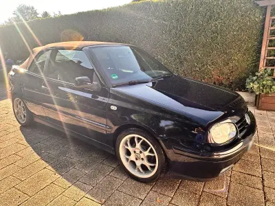 Gebraucht VW Golf Cabriolet 115 PS (84 kW) 2000 Blau Cabrio