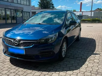 Gebraucht Opel Astra 110 PS (80 kW) 2022 Blau Kleinwagen