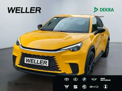 Gebraucht Lexus LBX 136 PS (100 kW) 2024 Gelb SUV