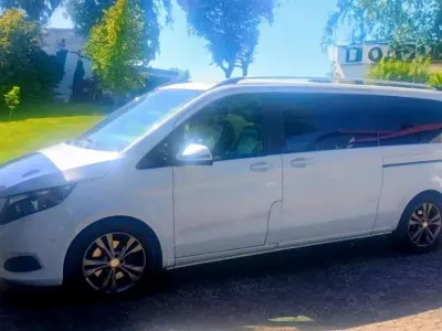 Gebraucht Mercedes V220 Edition 163 PS (119 kW) 2017 Weiß Van / Kleinbus