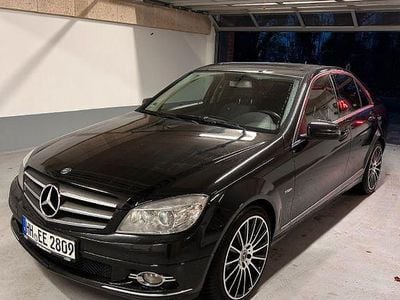 Schwarz Gebraucht 2010 Mercedes C250 Limousine | 7.599 € (Guter Preis)