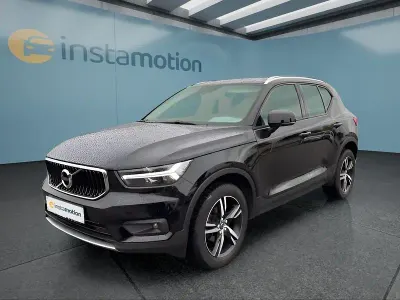 Gebraucht Volvo XC40 Momentum 163 PS (119 kW) 2021 Schwarz SUV