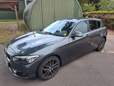 Gebraucht BMW 116 Advantage 116 PS (85 kW) 2016 Grau Kleinwagen