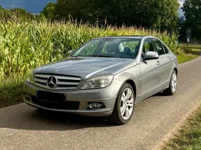 Gebraucht Mercedes C230 Avantgarde 204 PS (150 kW) 2007 Silber Limousine