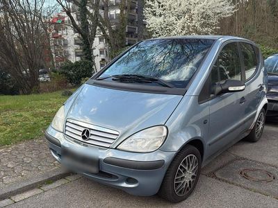 Gebraucht Mercedes A140 82 PS (60 kW) 2004 Blau Kleinwagen