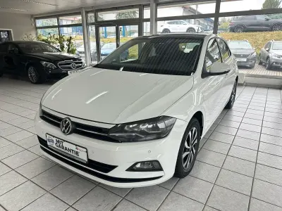 Gebraucht VW Polo Active 110 PS (80 kW) 2021 Weiß Kleinwagen