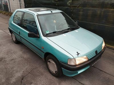 Grün Gebraucht 1996 Peugeot 106 Kleinwagen | 1.500 €