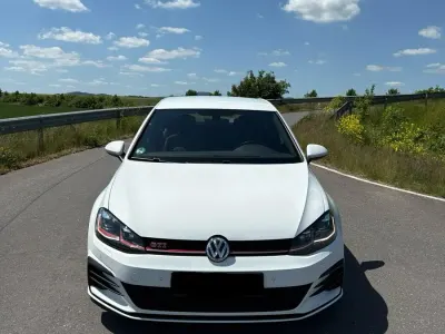 Second-hand VW Golf VII GTI 245 CP (180 kW) 2019 Alb Berlinǎ
