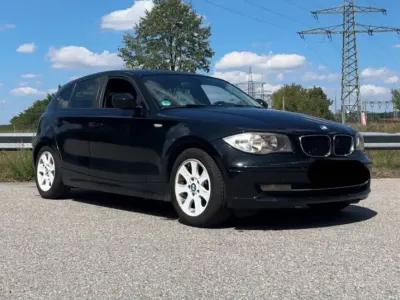 Gebraucht BMW 118 143 PS (105 kW) 2009 Schwarz Kleinwagen