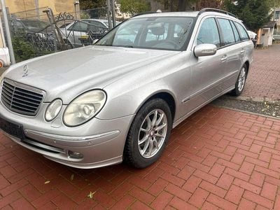 Mercedes E200