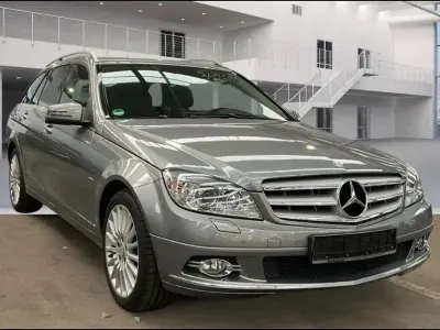 Gebraucht Mercedes C230 Avantgarde 204 PS (150 kW) 2009 Silber Kombi