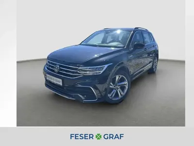 Gebraucht VW Tiguan R-line 150 PS (110 kW) 2023 Deep black perleffekt SUV