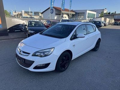 Begagnad Opel Astra 116 HK (85 kW) 2015 Vit Sedan