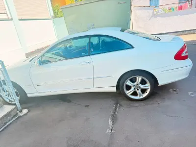 Gebraucht Mercedes CLK240 2002 Weiß Coupé