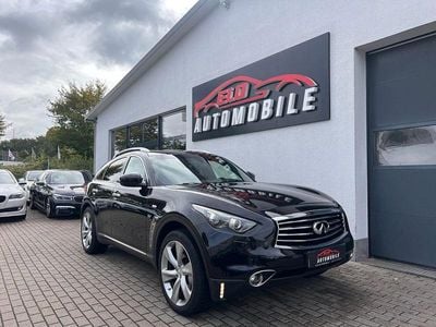 Infiniti QX70