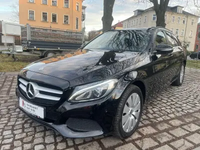 Second-hand Mercedes C220 170 CP (125 kW) 2018 Negru Break