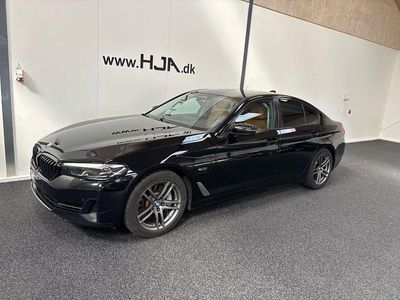 Second-hand BMW 530e Sport Line 292 CP (214 kW) 2021 Negru Berlinǎ