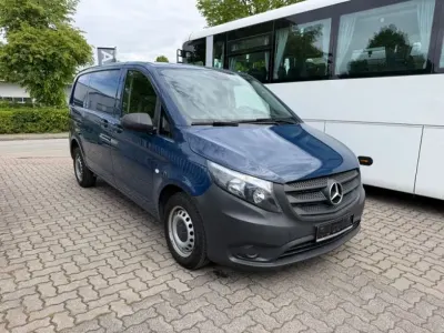 Gebraucht Mercedes Vito 136 PS (100 kW) 2021 Stahlblau Van