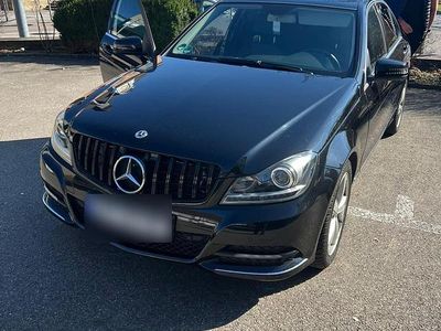 Gebraucht Mercedes C180 Avantgarde 156 PS (114 kW) 2012 Schwarz Limousine