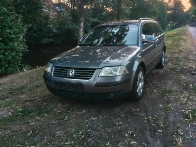 Gebraucht VW Passat 131 PS (96 kW) 2005 Andere farben Kombi