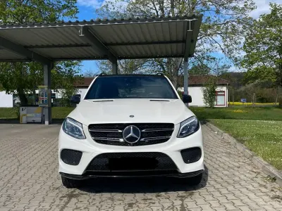 Gebraucht Mercedes GLE500 AMG line 442 PS (325 kW) 2016 Weiß SUV