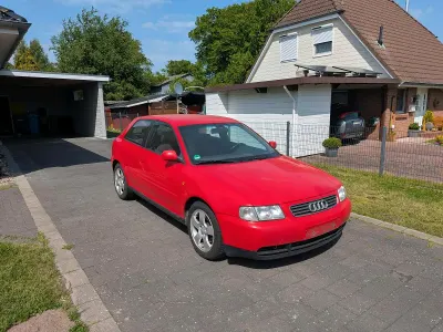 Gebraucht Audi A3 125 PS (91 kW) 1997 Rot Kleinwagen
