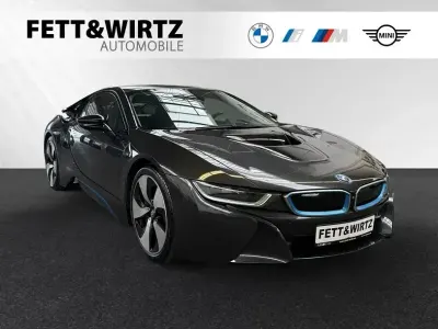 Gebraucht BMW i8 362 PS (266 kW) 2015 Sophistograu brillianteffekt mit akzent bmw i blau Coupé
