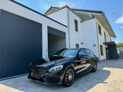 Gebraucht Mercedes C43 AMG AMG 367 PS (269 kW) 2017 Schwarz Limousine