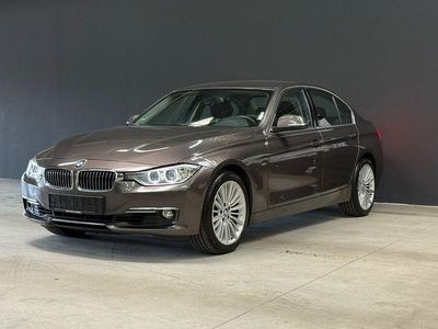 Begagnad BMW 328 Luxury Line 245 HK (180 kW) 2012 Grå Sedan