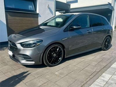 Gebraucht Mercedes B220 Edition 1 190 PS (139 kW) 2019 Grau Van / Kleinbus