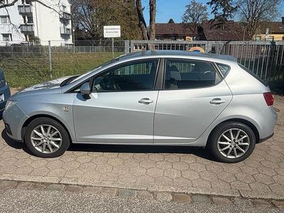 Usata Seat Ibiza 105 CV (77 kW) 2011 Argento Utilitaria