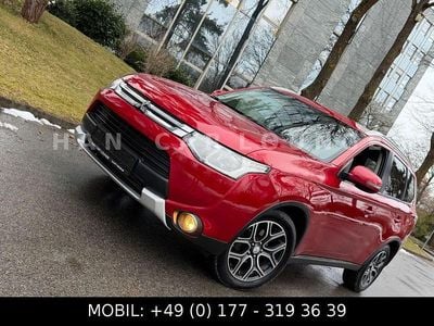 Gebraucht Mitsubishi Outlander 150 PS (110 kW) 2015 Rot SUV