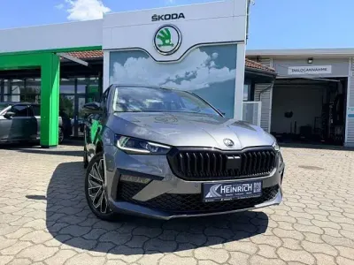 Gebraucht Skoda Scala Tour 95 PS (69 kW) 2025 Graphitegrau metallic Kleinwagen