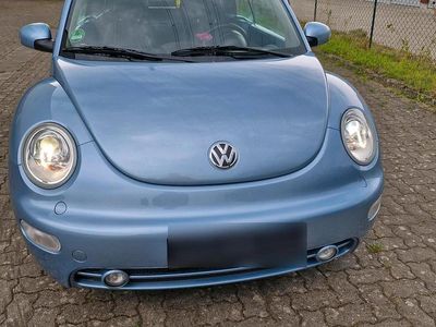 Gebraucht VW New Beetle 101 PS (74 kW) 2004 Blau Kleinwagen