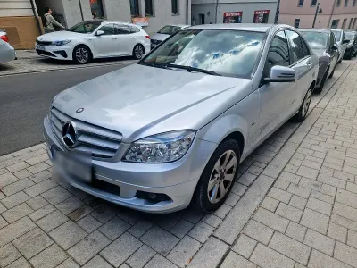 Gebraucht Mercedes C220 170 PS (125 kW) 2009 Grau Limousine