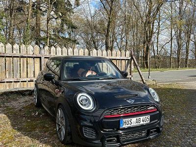 Second-hand Mini John Cooper Works 231 CP (169 kW) 2019 Negru Hatchback
