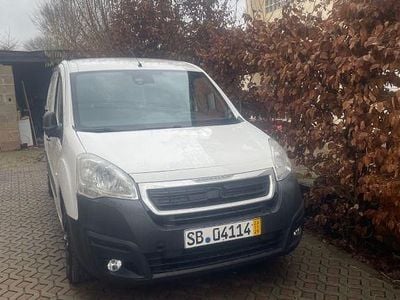 Weiß Gebraucht 2016 Peugeot Partner Van / Kleinbus | 7.400 € (Guter Preis)