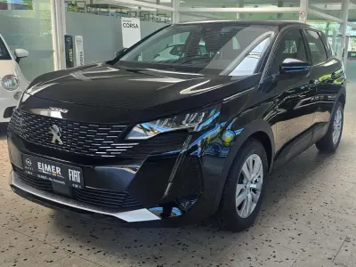 Gebraucht Peugeot 3008 Active 131 PS (96 kW) 2022 Lackierung schwarz perla nera/ SUV