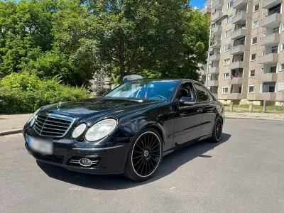 Gebraucht Mercedes E280 Avantgarde 231 PS (169 kW) 2007 Schwarz Limousine