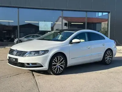 Gebraucht VW Passat Elegance 177 PS (130 kW) 2013 Andere Kombi