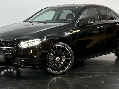 Gebraucht Mercedes A250 AMG 218 PS (160 kW) 2022 Schwarz Limousine