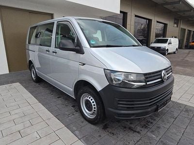 Silber Gebraucht 2016 VW T6 Van | 9.990 €